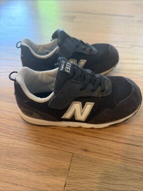 New Balance Kids Black and White 515 Sneakers
